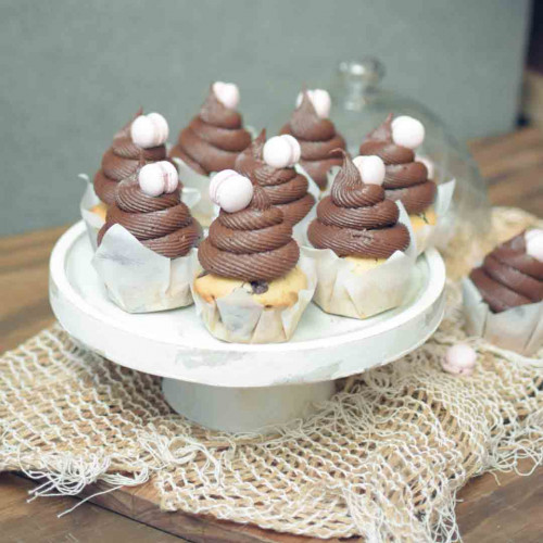 CUPCAKES DE CHOCOLATE CON MANÍ