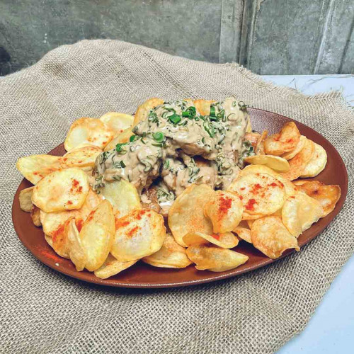 POLLO AL VERDEO CON PAPAS ESPAÑOLAS