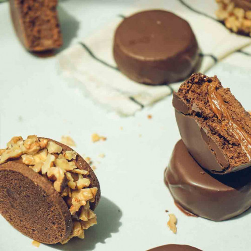 ALFAJORES DE CHOCOLATE Y DULCE DE LECHE