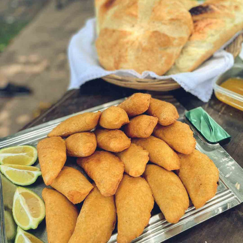 EMPANADAS DE CARNE Y MANDIOCA