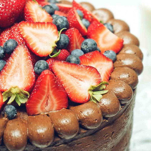 TORTA DE CHOCOLATE, MANÍ Y DULCE DE LECHE