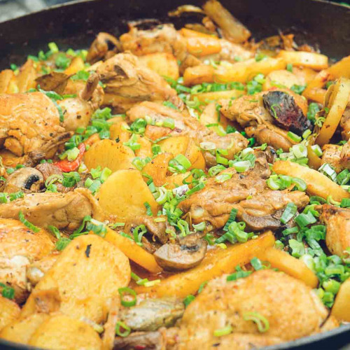 POLLO AL DISCO CON CHIPA GUAZÚ