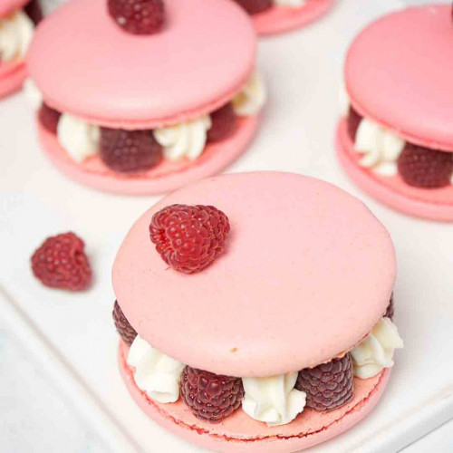 MACARONS DE FRAMBUESA