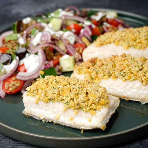 PESCADO CON CROCANTE DE AJO Y PEREJIL