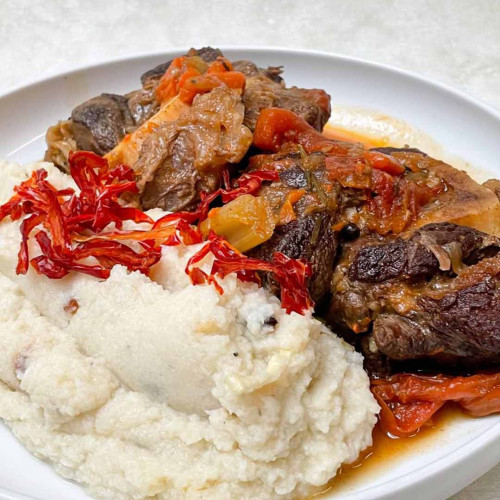 OSSOBUCO BRASEADO CON PURÉ DE COLIFLOR