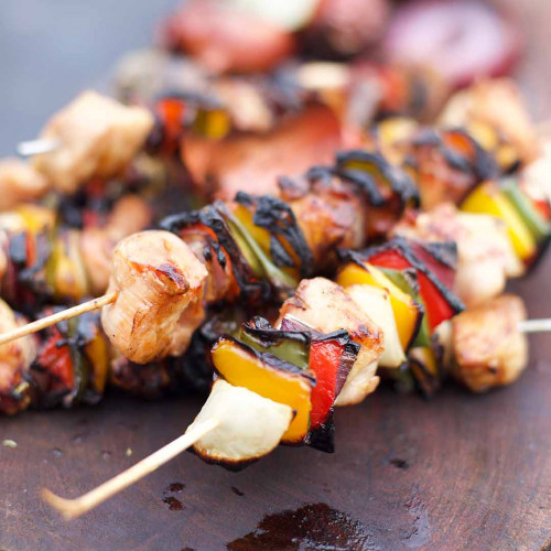 BROCHETTE DE POLLO A LA PARRILLA