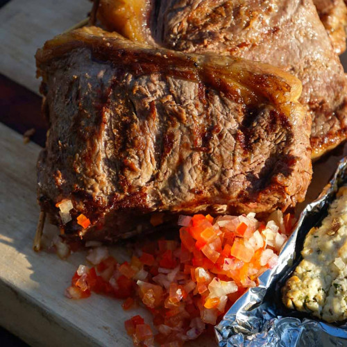 BIFE DE CHORIZO RELLENO A LA PARRILLA CON BERENJENAS RELLENAS