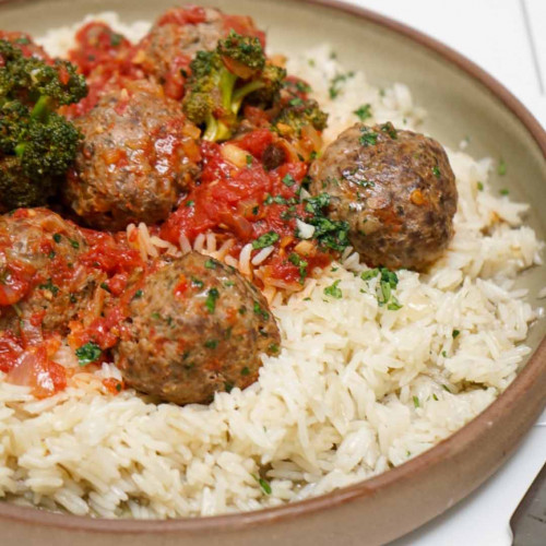 ALBÓNDIGAS CON ARROZ