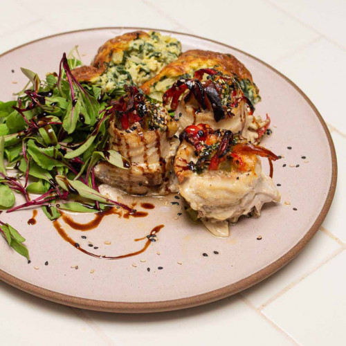 ROLLS DE PESCADO CON SOUFFLE DE ESPINACA