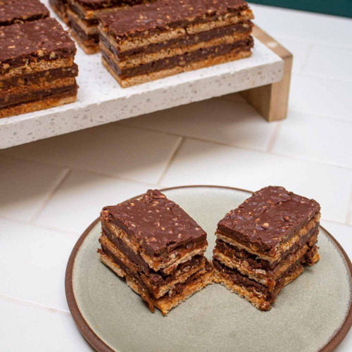 TURRÓN DE CHOCOLATE Y MANÍ