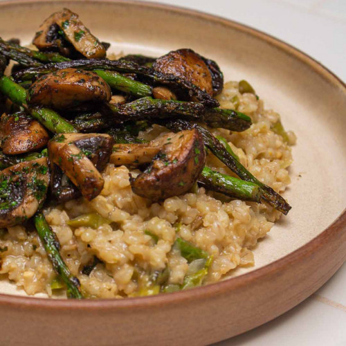 RISOTTO DE CEBADA, HONGOS Y ESPARRAGOS