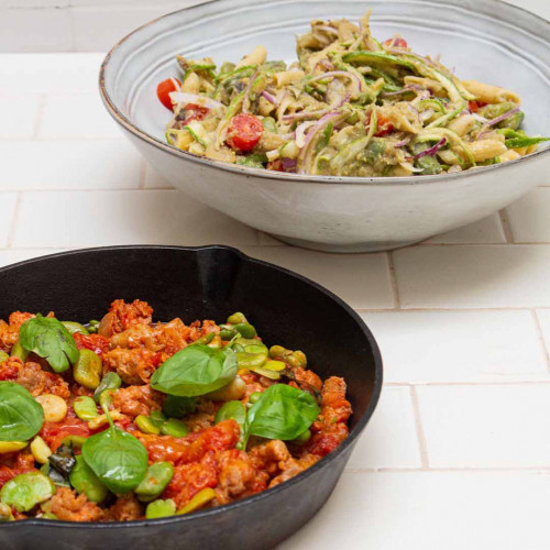 CAZUELA DE TOMATE, HABAS Y SALCHICHA PARRILLERA