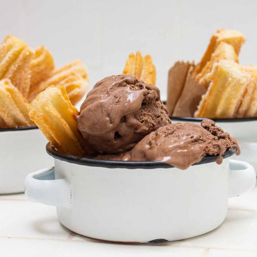 CHURROS CON HELADO