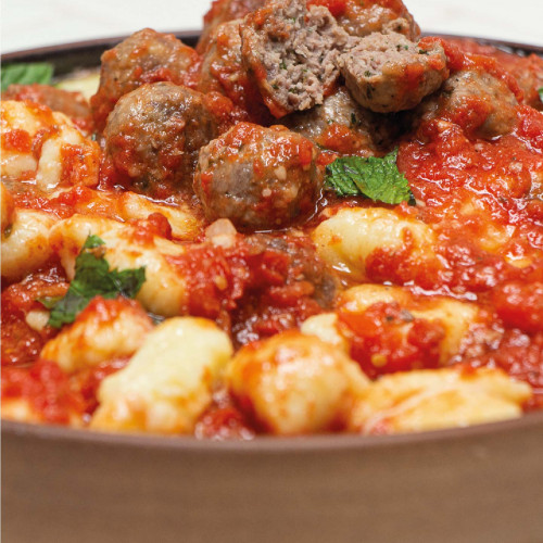 SALSA CON ALBÓNDIGAS