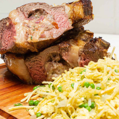 BIFE RELLENO CON REVUELTO GRAMAJO