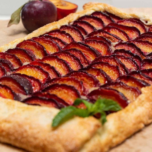 TARTA DE CIRUELA Y ALMENDRAS