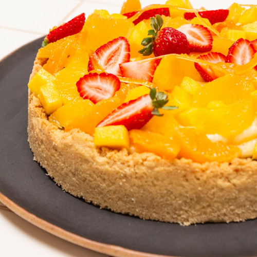 TARTA DE COCO Y FRUTA DE ESTACIÓN