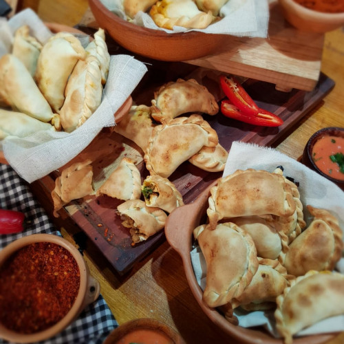 Empanadas salteñas