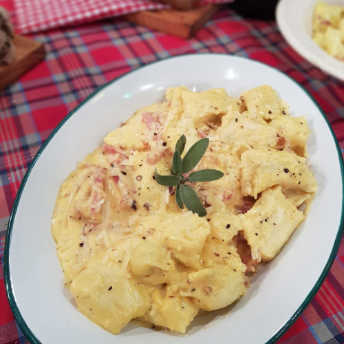 Agnolotti a la carbonara