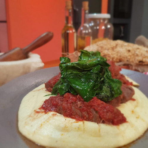 Polenta con niños envueltos