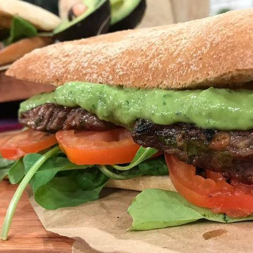 Sándwiches de bifes a la mexicana