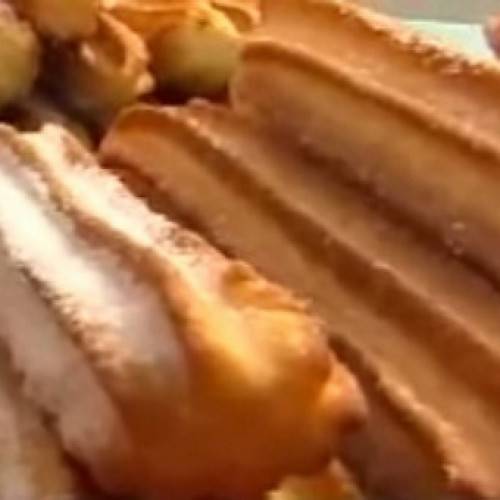 Show de churros caseros con el relleno que más te guste.