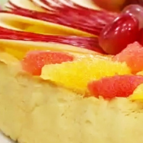 Tarta de frutas y crema pastelera