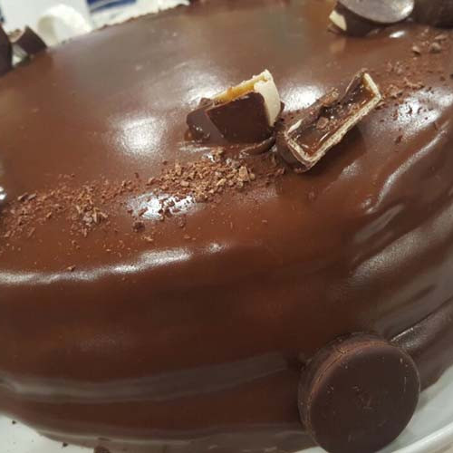 Torta golosa de dulce de leche y chocolate