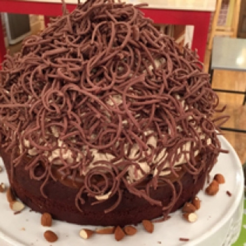 Torta moka con pelos de chocolate