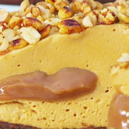 Torta mousse de dulce de leche con maní