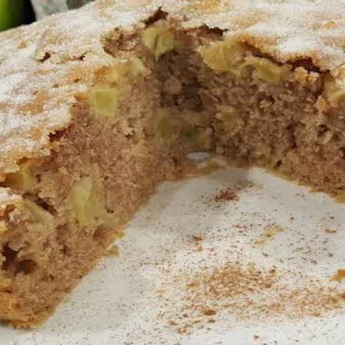 Torta tibia de manzanas con Mercedes Morán