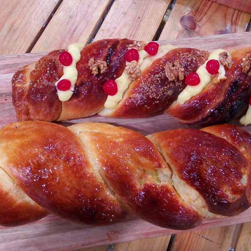 Trenza rellena de manzana y crema pastelera