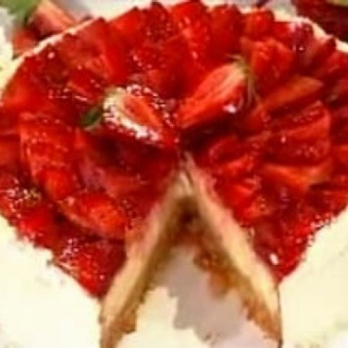 Verdadera delicia: Tarta de ricota y frutilla.