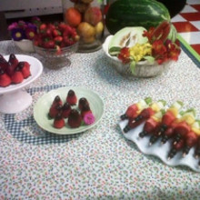 Brochettes de frutas y helado de banana