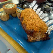 Carré de cerdo en costra relleno