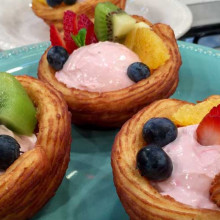 Churros canasta con helado de durazno