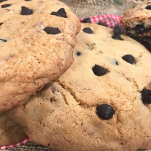 Cookies de chocolate y avellanas