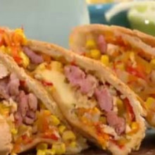 Gran cañón de pollo, chorizo y vegetales