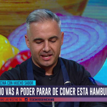 Hamburguesa casera con pan de zapallo
