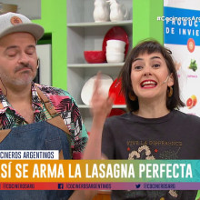 Lasagna de quesos, acelga y salsa blanco