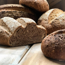 PAN INTEGRAL CON NUECES