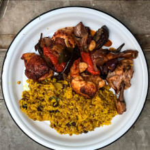 POLLO CON ARROZ Y LENTEJAS