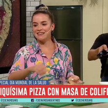 PIZZA DE COLIFLOR CON ACEITUNAS