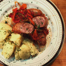 CHORIZOS A LA POMAROLA