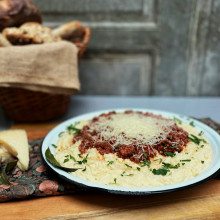 POLENTA CREMOSA CON SALSA BOLOÑESA