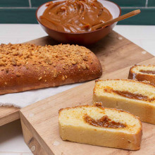 PAN DE LECHE CON DULCE DE LECHE Y MANÍ