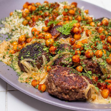 ALBÓNDIGAS SUECAS DE CARNE Y PUERRO CON ARROZ