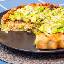 TARTA DE POLLO, PUERRO Y QUESO AZUL