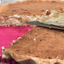 Tarta de arroz con leche en masa quebrada