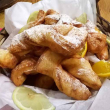 Tortas fritas alemanas, calzones rotos